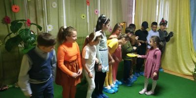 "Пътешествие в страната на приказките" в група "Приятели" 10