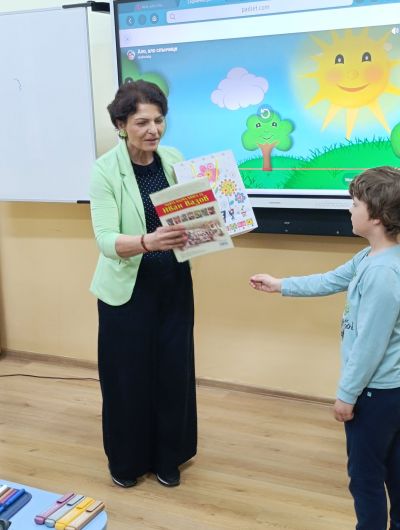 "Във вълшебния свят на приказките" 9