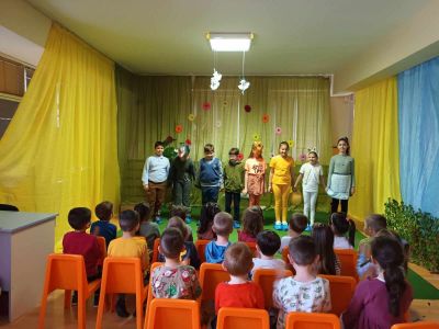 I"A"  група "Приятели" 8