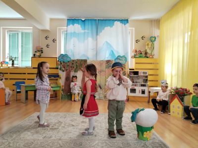 IV "А"  група "Божурчета" 7