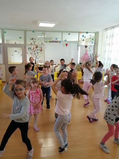 Децата от ДГ"Божур" ще участват в  Европейската седмица на движението  6