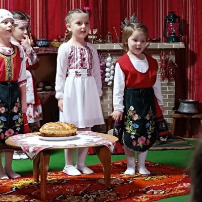 "Бъдни вечер"  - ДГ Божур - Сливен