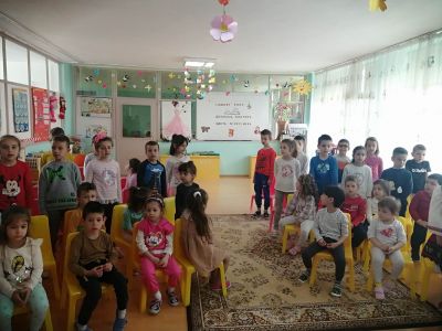 Детската поетеса Цвета Брестничка гост в група "Патиланци" - ДГ Божур - Сливен